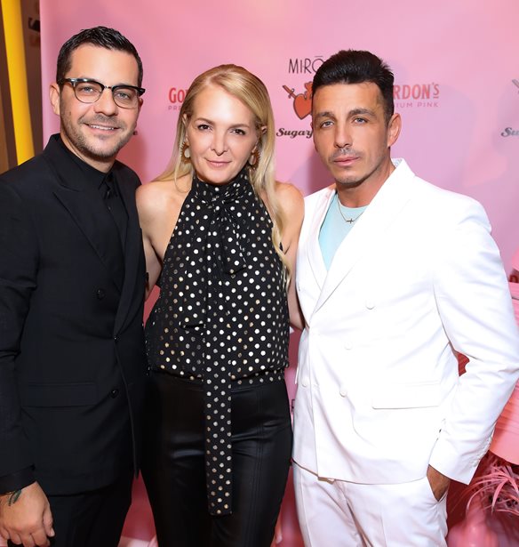 #MiRoLovesSugarfree: &#x397; &#x3BD;&#x3AD;&#x3B1; fashion &#x3C3;&#x3C5;&#x3BD;&#x3B5;&#x3C1;&#x3B3;&#x3B1;&#x3C3;&#x3AF;&#x3B1; &#x3B3;&#x3B9;&#x3BF;&#x3C1;&#x3C4;&#x3AC;&#x3C3;&#x3C4;&#x3B7;&#x3BA;&#x3B5; &#x3BC;&#x3B5; &#x3AD;&#x3BD;&#x3B1; &#x3BB;&#x3B1;&#x3BC;&#x3C0;&#x3B5;&#x3C1;&#x3CC; &#x3C0;&#x3AC;&#x3C1;&#x3C4;&#x3B9;