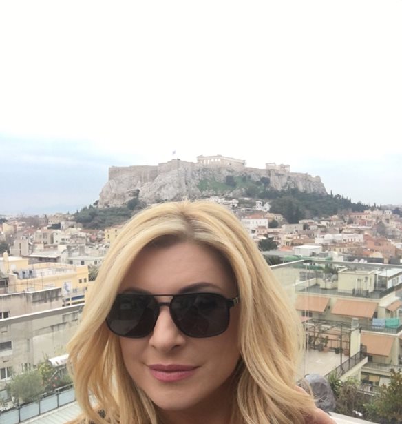 &#x397; &#x391;&#x3B8;&#x3AE;&#x3BD;&#x3B1; &#x3C4;&#x3B7;&#x3C2; &#x3A7;&#x3C1;&#x3B9;&#x3C3;&#x3C4;&#x3AF;&#x3BD;&#x3B1;&#x3C2; &#x3A0;&#x3BF;&#x3BB;&#x3AF;&#x3C4;&#x3B7;