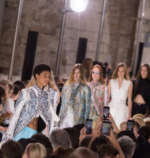 Louis Vuitton, Miu miu S/S '18: Το ιδανικό φινάλε των Εβδομάδων Μόδας της σεζόν