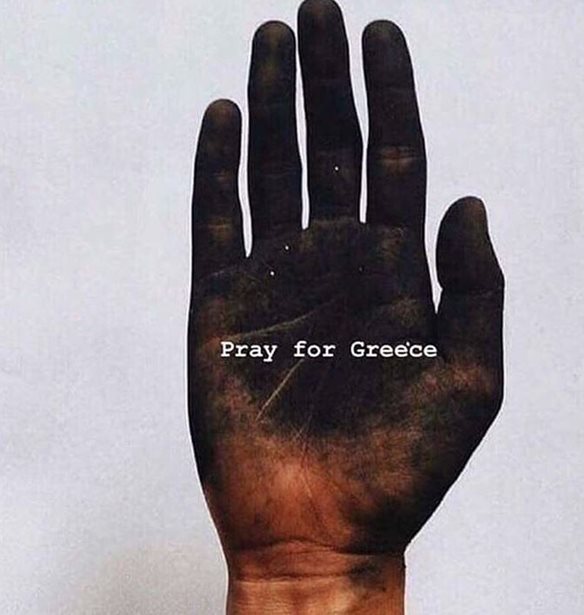 #PrayforGreece: &#x38C;&#x3BB;&#x3BF;&#x3C2; &#x3BF; &#x3C0;&#x3BB;&#x3B1;&#x3BD;&#x3AE;&#x3C4;&#x3B7;&#x3C2; &#x3C3;&#x3C4;&#x3BF; &#x3C0;&#x3BB;&#x3B5;&#x3C5;&#x3C1;&#x3CC; &#x3C4;&#x3B7;&#x3C2; &#x395;&#x3BB;&#x3BB;&#x3AC;&#x3B4;&#x3B1;&#x3C2;