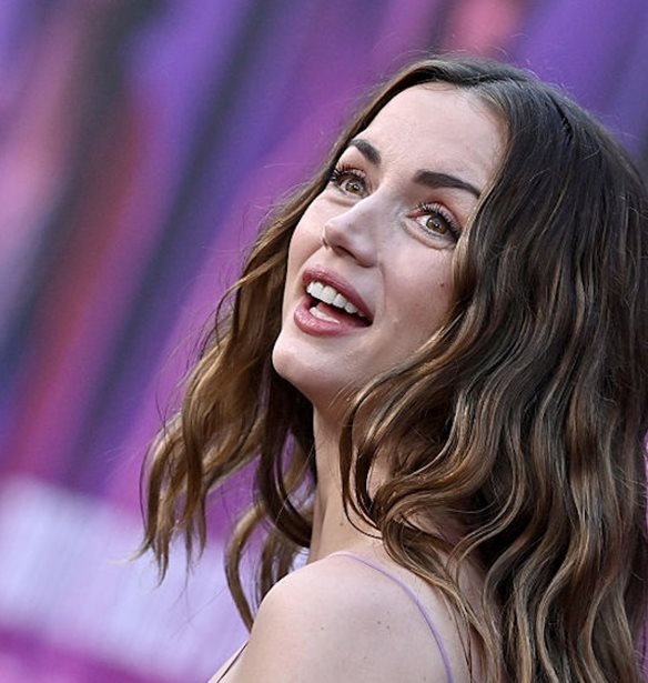 &#x39F; &#x3B1;&#x3B9;&#x3C3;&#x3B8;&#x3B7;&#x3C3;&#x3B9;&#x3B1;&#x3BA;&#x3CC;&#x3C2; &#x3C7;&#x3BF;&#x3C1;&#x3CC;&#x3C2; &#x3C4;&#x3B7;&#x3C2; Ana de Armas &#x3C3;&#x3B5; &#x3C3;&#x3C5;&#x3BD;&#x3B1;&#x3C5;&#x3BB;&#x3AF;&#x3B1; &#x3C4;&#x3BF;&#x3C5; Bad Bunny &#x3C3;&#x3C4;&#x3BF; &#x3A0;&#x3BF;&#x3C5;&#x3AD;&#x3C1;&#x3C4;&#x3BF; &#x3A1;&#x3AF;&#x3BA;&#x3BF;
