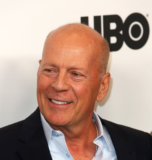 Bruce Willis | &#x3A3;&#x3C0;&#x3AC;&#x3BD;&#x3B9;&#x3B1; &#x3AD;&#x3BE;&#x3BF;&#x3B4;&#x3BF;&#x3C2; &#x3C3;&#x3C4;&#x3BF; Los Angeles &#x3BC;&#x3B5;&#x3C4;&#x3AC; &#x3C4;&#x3B7; &#x3B4;&#x3B9;&#x3AC;&#x3B3;&#x3BD;&#x3C9;&#x3C3;&#x3B7; &#x3BC;&#x3B5; &#x3B1;&#x3C6;&#x3B1;&#x3C3;&#x3AF;&#x3B1; &#x3BA;&#x3B1;&#x3B9; &#x3AC;&#x3BD;&#x3BF;&#x3B9;&#x3B1; (&#x3C6;&#x3C9;&#x3C4;&#x3BF;)