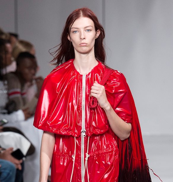 &#x391;&#x3C5;&#x3C4;&#x3CC; &#x3C4;&#x3BF; &#x3BC;&#x3BF;&#x3BD;&#x3C4;&#x3AD;&#x3BB;&#x3BF; &#x3B4;&#x3BF;&#x3CD;&#x3BB;&#x3B5;&#x3C5;&#x3B5; &#x3C3;&#x3B5; &#x3B5;&#x3C3;&#x3C4;&#x3B9;&#x3B1;&#x3C4;&#x3CC;&#x3C1;&#x3B9;&#x3BF; &#x3BC;&#x3B9;&#x3B1; &#x3B5;&#x3B2;&#x3B4;&#x3BF;&#x3BC;&#x3AC;&#x3B4;&#x3B1; &#x3C0;&#x3C1;&#x3B9;&#x3BD; &#x3C4;&#x3B7; Fashion Week