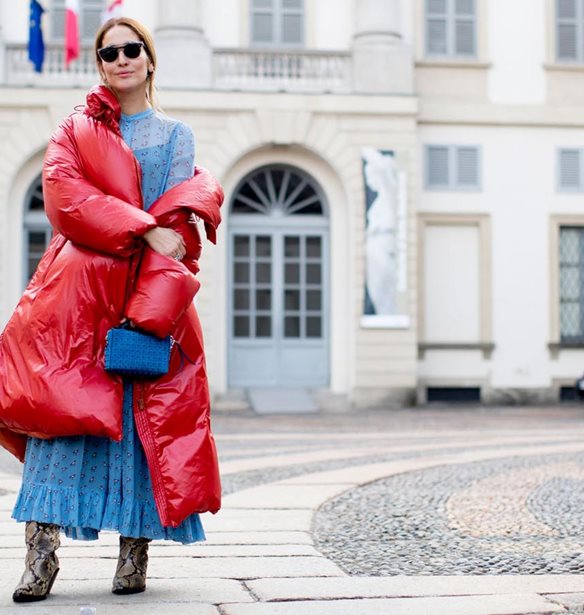 Χειμώνας 2018: Έτσι συνδυάζεται το μάξι φόρεμα τώρα