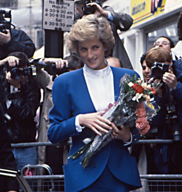 &#x397; &#x3BD;&#x3AD;&#x3B1; &#x3C3;&#x3C5;&#x3BB;&#x3BB;&#x3BF;&#x3B3;&#x3AE; &#x3C4;&#x3BF;&#x3C5; brand Off-White &#x3B8;&#x3B1; &#x3B5;&#x3AF;&#x3BD;&#x3B1;&#x3B9; &#x3B5;&#x3BC;&#x3C0;&#x3BD;&#x3B5;&#x3C5;&#x3C3;&#x3BC;&#x3AD;&#x3BD;&#x3B7; &#x3B1;&#x3C0;&#x3CC; &#x3C4;&#x3B7;&#x3BD; Diana