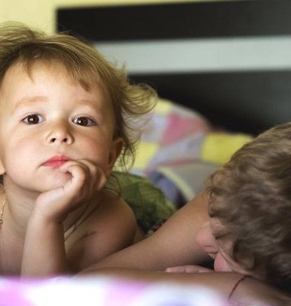 &#x3A0;&#x3CE;&#x3C2; &#x3BD;&#x3B1; &#x3B2;&#x3BF;&#x3B7;&#x3B8;&#x3AE;&#x3C3;&#x3B5;&#x3C4;&#x3B5; &#x3C4;&#x3BF; &quot;&#x3BA;&#x3B1;&#x3BA;&#x3CC; &#x3C0;&#x3B1;&#x3B9;&#x3B4;&#x3AF;&quot; &#x3C4;&#x3B7;&#x3C2; &#x3BF;&#x3B9;&#x3BA;&#x3BF;&#x3B3;&#x3AD;&#x3BD;&#x3B5;&#x3B9;&#x3B1;&#x3C2; &#x3BD;&#x3B1; &#x3BE;&#x3B5;&#x3C6;&#x3CD;&#x3B3;&#x3B5;&#x3B9; &#x3B1;&#x3C0;&#x3CC; &#x3C4;&#x3BF; &#x3C1;&#x3CC;&#x3BB;&#x3BF; &#x3C4;&#x3BF;&#x3C5; &#x3C4;&#x3B1;&#x3C1;&#x3B1;&#x3C7;&#x3BF;&#x3C0;&#x3BF;&#x3B9;&#x3BF;&#x3CD;