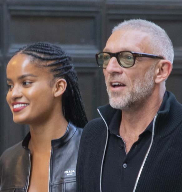 &#x39F; Vincent Cassel &#x3AD;&#x3B3;&#x3B9;&#x3BD;&#x3B5; &#x3B3;&#x3B9;&#x3B1; &#x3C4;&#x3AD;&#x3C4;&#x3B1;&#x3C1;&#x3C4;&#x3B7; &#x3C6;&#x3BF;&#x3C1;&#x3AC; &#x3C0;&#x3B1;&#x3C4;&#x3AD;&#x3C1;&#x3B1;&#x3C2; | &#x393;&#x3AD;&#x3BD;&#x3BD;&#x3B7;&#x3C3;&#x3B5; &#x3B7; 27&#x3C7;&#x3C1;&#x3BF;&#x3BD;&#x3B7; &#x3C3;&#x3CD;&#x3BD;&#x3C4;&#x3C1;&#x3BF;&#x3C6;&#x3CC;&#x3C2; &#x3C4;&#x3BF;&#x3C5;, Narah Baptista