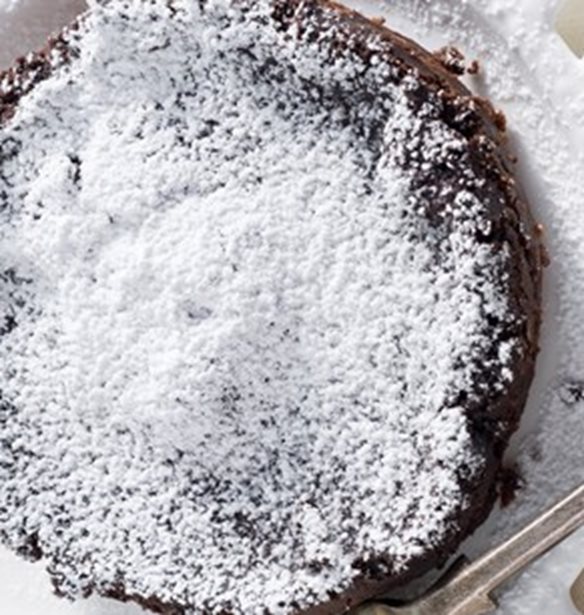 Cheesecake &#x3BC;&#x3B5; &#x3A3;&#x3BF;&#x3BA;&#x3BF;&#x3BB;&#x3AC;&#x3C4;&#x3B1; &#x3BA;&#x3B1;&#x3B9; &#x393;&#x3B9;&#x3B1;&#x3BF;&#x3CD;&#x3C1;&#x3C4;&#x3B9;