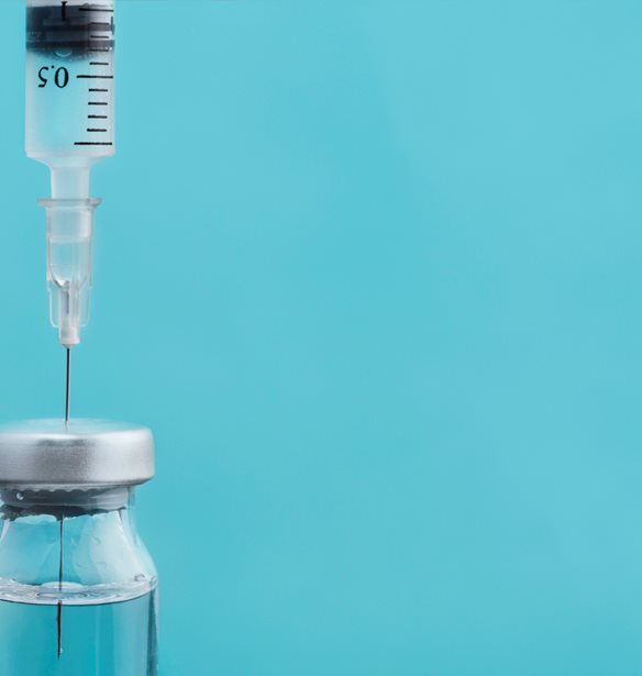 &#x395;&#x3BC;&#x3B2;&#x3CC;&#x3BB;&#x3B9;&#x3BF; AstraZeneca: &#x3A4;&#x3B9; &#x3B8;&#x3B1; &#x3B3;&#x3AF;&#x3BD;&#x3B5;&#x3B9; &#x3C3;&#x3C4;&#x3B7;&#x3BD; &#x395;&#x3BB;&#x3BB;&#x3AC;&#x3B4;&#x3B1;;