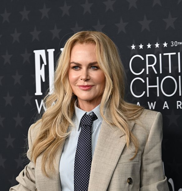 &#x3A4;&#x3BF; &#x3BF;&#x3BB;&#x3BF;&#x3BA;&#x3B1;&#x3AF;&#x3BD;&#x3BF;&#x3C5;&#x3C1;&#x3B9;&#x3BF;, icy blonde &#x3BA;&#x3B1;&#x3C1;&#x3AD; &#x3BA;&#x3BF;&#x3CD;&#x3C1;&#x3B5;&#x3BC;&#x3B1; &#x3C4;&#x3B7;&#x3C2; Nicole Kidman &#x3B5;&#x3AF;&#x3BD;&#x3B1;&#x3B9; &#x3B7; &#x3AD;&#x3BC;&#x3C0;&#x3BD;&#x3B5;&#x3C5;&#x3C3;&#x3B7; &#x3C0;&#x3BF;&#x3C5; &#x3C7;&#x3C1;&#x3B5;&#x3B9;&#x3B1;&#x3B6;&#x3CC;&#x3C3;&#x3BF;&#x3C5;&#x3BD; &#x3C6;&#x3AD;&#x3C4;&#x3BF;&#x3C2; &#x3C4;&#x3B7;&#x3BD; &#x3AC;&#x3BD;&#x3BF;&#x3B9;&#x3BE;&#x3B7;