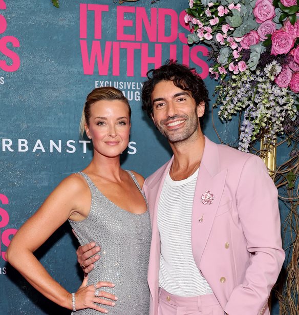 Justin Baldoni | &#x397; &#x3BA;&#x3B9;&#x3BD;&#x3B7;&#x3BC;&#x3B1;&#x3C4;&#x3BF;&#x3B3;&#x3C1;&#x3B1;&#x3C6;&#x3B9;&#x3BA;&#x3AE; &#x3C0;&#x3C1;&#x3CC;&#x3C4;&#x3B1;&#x3C3;&#x3B7; &#x3B3;&#x3AC;&#x3BC;&#x3BF;&#x3C5; &#x3C0;&#x3BF;&#x3C5; &#x3AD;&#x3BA;&#x3B1;&#x3BD;&#x3B5; &#x3C3;&#x3C4;&#x3B7; &#x3C3;&#x3CD;&#x3B6;&#x3C5;&#x3B3;&#x3CC; &#x3C4;&#x3BF;&#x3C5;, Emily