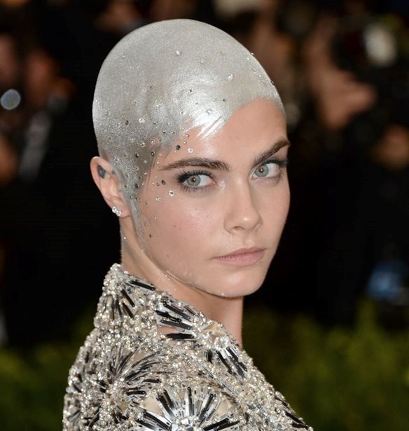 &#x397; Cara Delevingne &#x3B1;&#x3C0;&#x3BF;&#x3B4;&#x3BF;&#x3BC;&#x3B5;&#x3AF; &#x3C4;&#x3B1; &#x3C3;&#x3CD;&#x3B3;&#x3C7;&#x3C1;&#x3BF;&#x3BD;&#x3B1; &#x3C3;&#x3C4;&#x3B5;&#x3C1;&#x3B5;&#x3CC;&#x3C4;&#x3C5;&#x3C0;&#x3B1; &#x3BF;&#x3BC;&#x3BF;&#x3C1;&#x3C6;&#x3B9;&#x3AC;&#x3C2; &#x3C3;&#x3C4;&#x3BF; Instagram