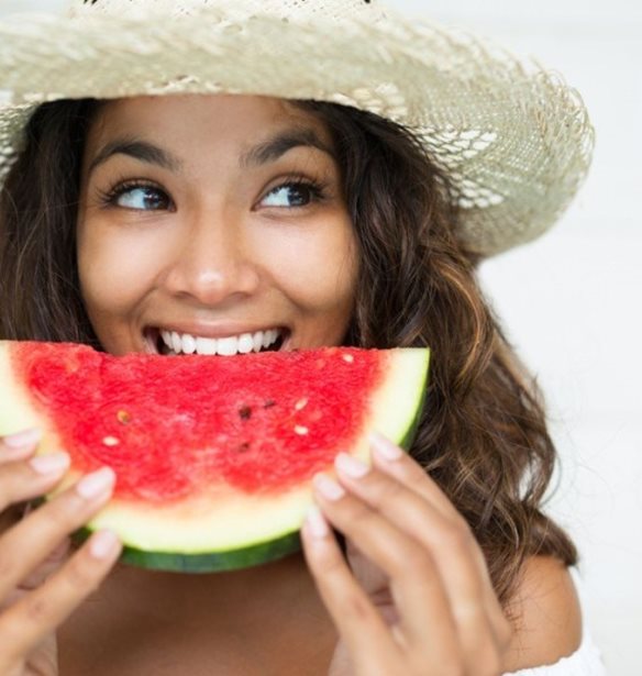 Ενυδάτωση οργανισμού: 7 άλλοι τρόποι για ενυδάτωση από μέσα (εκτός από το νερό)