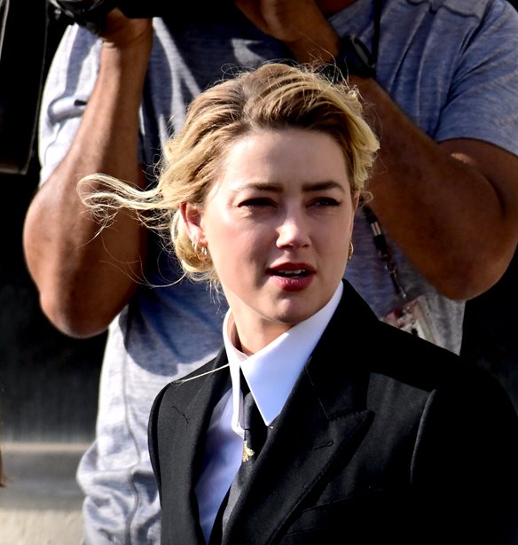 &#x397; Amber Heard &#x3C0;&#x3C1;&#x3BF;&#x3C3;&#x3BB;&#x3B1;&#x3BC;&#x3B2;&#x3AC;&#x3BD;&#x3B5;&#x3B9; &#x3BD;&#x3AD;&#x3B1; &#x3BD;&#x3BF;&#x3BC;&#x3B9;&#x3BA;&#x3AE; &#x3BF;&#x3BC;&#x3AC;&#x3B4;&#x3B1; &#x3C0;&#x3BF;&#x3C5; &#x3B8;&#x3B1; &#x3B1;&#x3BD;&#x3B1;&#x3BB;&#x3AC;&#x3B2;&#x3B5;&#x3B9; &#x3C4;&#x3B7;&#x3BD; &#x3AD;&#x3C6;&#x3B5;&#x3C3;&#x3B7; &#x3C3;&#x3C7;&#x3B5;&#x3C4;&#x3B9;&#x3BA;&#x3AC; &#x3BC;&#x3B5; &#x3C4;&#x3B7;&#x3BD; &#x3B1;&#x3C0;&#x3CC;&#x3C6;&#x3B1;&#x3C3;&#x3B7; &#x3C4;&#x3BF;&#x3C5; &#x3B4;&#x3B9;&#x3BA;&#x3B1;&#x3C3;&#x3C4;&#x3B7;&#x3C1;&#x3AF;&#x3BF;&#x3C5;