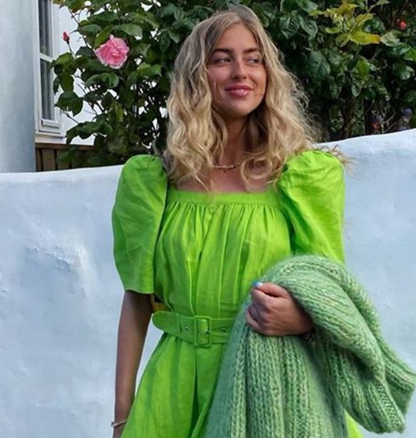 Αυτό το φόρεμα είναι το star piece του καλοκαιριού