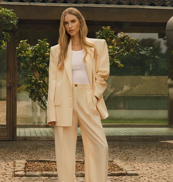 10 κομμάτια από τη νέα συλλογή Pernille x Mango που θα σε κάνουν να εκτιμήσεις το Σκανδιναβικό στιλ