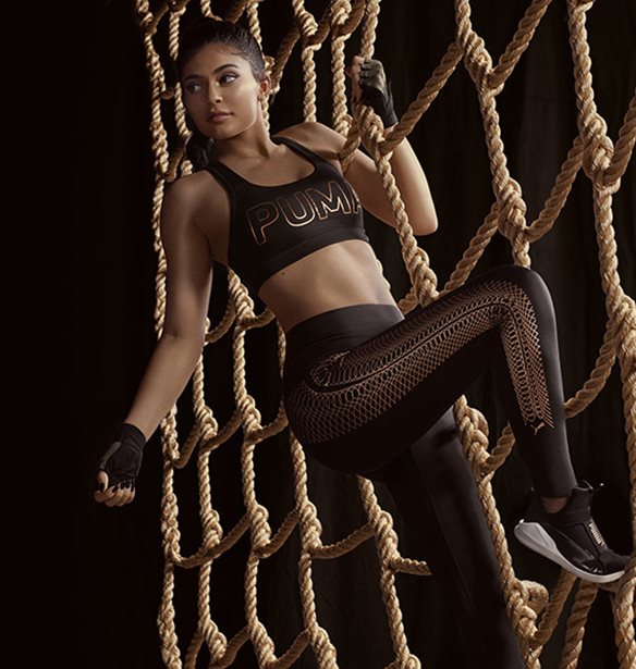 Athleisure | Πώς θα φορέσεις και φέτος το κολάν, εκτός γυμναστηρίου!