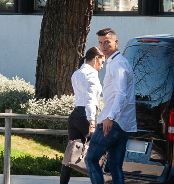 Cristiano Ronaldo &amp; Georgina Rodriguez | &#x3A0;&#x3CC;&#x3C4;&#x3B5; &#x3B8;&#x3B1; &#x3B3;&#x3AF;&#x3BD;&#x3B5;&#x3B9; &#x3BA;&#x3B1;&#x3B9; &#x3C0;&#x3CC;&#x3C3;&#x3BF; &#x3B8;&#x3B1; &#x3BA;&#x3BF;&#x3C3;&#x3C4;&#x3AF;&#x3C3;&#x3B5;&#x3B9; &#x3BF; &#x3B3;&#x3AC;&#x3BC;&#x3BF;&#x3C2; &#x3C4;&#x3BF;&#x3C5;&#x3C2;
