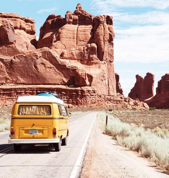 #Vanlife: &#x3A4;&#x3BF; hippie &#x3BA;&#x3AF;&#x3BD;&#x3B7;&#x3BC;&#x3B1; &#x3C0;&#x3BF;&#x3C5; &#x3BB;&#x3B1;&#x3C4;&#x3C1;&#x3B5;&#x3CD;&#x3B5;&#x3B9; &#x3C4;&#x3BF; Instagram