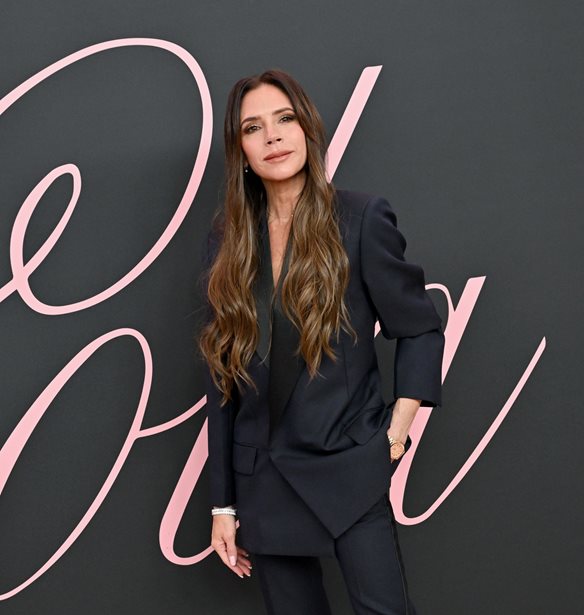 Victoria Beckham | &#x3A4;&#x3B1; &#x3BB;&#x3CC;&#x3B3;&#x3B9;&#x3B1; &#x3B1;&#x3B3;&#x3AC;&#x3C0;&#x3B7;&#x3C2; &#x3B3;&#x3B9;&#x3B1; &#x3C4;&#x3B7;&#x3BD; &#x3B5;&#x3C0;&#x3B9;&#x3C4;&#x3C5;&#x3C7;&#x3AF;&#x3B1; &#x3C4;&#x3BF;&#x3C5; Sir David &#x3BC;&#x3B5; &#x3C4;&#x3B7;&#x3BD; Inter Miami