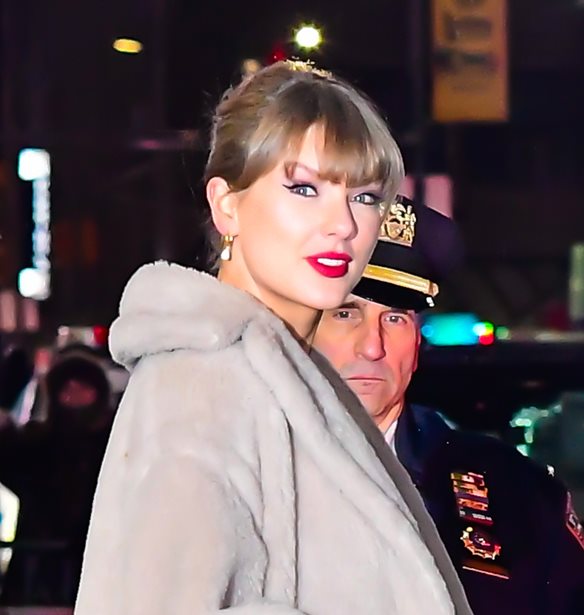 Taylor Swift |  H viral κίνηση που συγκινεί και "ρίχνει" το instagram