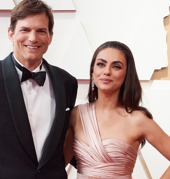 &#x3A7;&#x3C9;&#x3C1;&#x3AF;&#x3B6;&#x3BF;&#x3C5;&#x3BD; &#x3B7; Mila Kunis &#x3BA;&#x3B1;&#x3B9; &#x3BF; Ashton Kutcher;