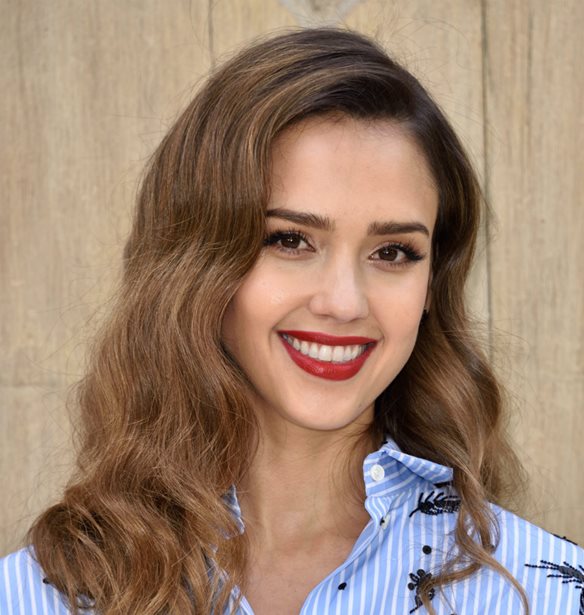 &#x3A4;&#x3BF; &#x3C4;&#x3AD;&#x3BB;&#x3B5;&#x3B9;&#x3BF; &#x3BC;&#x3C5;&#x3C3;&#x3C4;&#x3B9;&#x3BA;&#x3CC; &#x3C4;&#x3B7;&#x3C2; Jessica Alba &#x3B3;&#x3B9;&#x3B1; &#x3C4;&#x3B7; &#x3BC;&#x3AC;&#x3C3;&#x3BA;&#x3B1;&#x3C1;&#x3B1; &#x3BA;&#x3B1;&#x3B9; &#x3C4;&#x3B9;&#x3C2; &#x3C4;&#x3AD;&#x3BB;&#x3B5;&#x3B9;&#x3B5;&#x3C2; &#x3B2;&#x3BB;&#x3B5;&#x3C6;&#x3B1;&#x3C1;&#x3AF;&#x3B4;&#x3B5;&#x3C2;