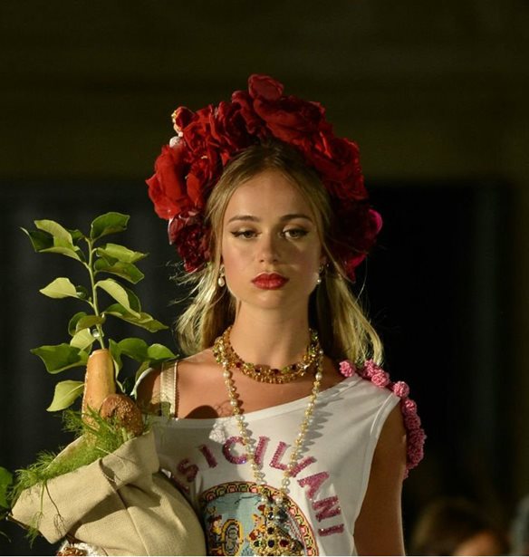 Dolce &amp; Gabbana Alta Moda Φθινόπωρο '17: Οι καλύτερες στιγμές του show