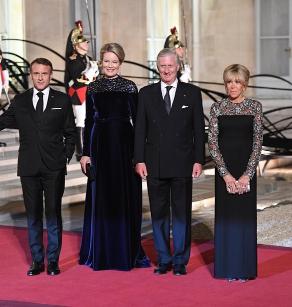 Brigitte Macron - &#x392;&#x3B1;&#x3C3;&#x3AF;&#x3BB;&#x3B9;&#x3C3;&#x3C3;&#x3B1; &#x39C;&#x3B1;&#x3C4;&#x3B8;&#x3BB;&#x3AF;&#x3B4;&#x3B7; &#x3C4;&#x3BF;&#x3C5; &#x392;&#x3B5;&#x3BB;&#x3B3;&#x3AF;&#x3BF;&#x3C5; | &#x39C;&#x3B5; &#x3C3;&#x3C7;&#x3B5;&#x3B4;&#x3CC;&#x3BD; &#x3AF;&#x3B4;&#x3B9;&#x3B1; &#x3B2;&#x3C1;&#x3B1;&#x3B4;&#x3B9;&#x3BD;&#x3AC; &#x3C6;&#x3BF;&#x3C1;&#x3AD;&#x3BC;&#x3B1;&#x3C4;&#x3B1; &#x3C3;&#x3C4;&#x3BF; &#x3A0;&#x3B1;&#x3C1;&#x3AF;&#x3C3;&#x3B9;