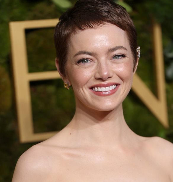 &#x3A0;&#x3CE;&#x3C2; &#x3B7; Emma Stone &quot;&#x3B5;&#x3BA;&#x3B2;&#x3AF;&#x3B1;&#x3C3;&#x3B5;&quot; &#x3C4;&#x3BF;&#x3BD; Kieran Culkin &#x3B3;&#x3B9;&#x3B1; &#x3BD;&#x3B1; &#x3B3;&#x3C5;&#x3C1;&#x3AF;&#x3C3;&#x3B5;&#x3B9; &#x3C4;&#x3B7;&#x3BD; &#x3C4;&#x3B1;&#x3B9;&#x3BD;&#x3AF;&#x3B1; &#x3C0;&#x3BF;&#x3C5; &#x3C4;&#x3BF;&#x3C5; &#x3C7;&#x3AC;&#x3C1;&#x3B9;&#x3C3;&#x3B5; &#x3A7;&#x3C1;&#x3C5;&#x3C3;&#x3AE; &#x3A3;&#x3C6;&#x3B1;&#x3AF;&#x3C1;&#x3B1;