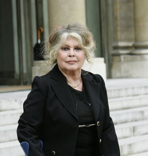 &quot;&#x394;&#x3B5;&#x3BD; &#x3BE;&#x3AD;&#x3C1;&#x3C9; &#x3C0;&#x3BF;&#x3B9;&#x3BF;&#x3C2; &#x3B7;&#x3BB;&#x3AF;&#x3B8;&#x3B9;&#x3BF;&#x3C2; &#x3C4;&#x3BF; &#x3BE;&#x3B5;&#x3BA;&#x3AF;&#x3BD;&#x3B7;&#x3C3;&#x3B5;&quot;: &#x397; Brigitte Bardot &#x3BE;&#x3B5;&#x3C3;&#x3C0;&#x3AC; &#x3B3;&#x3B9;&#x3B1; &#x3C4;&#x3B7;&#x3BD; &#x3B5;&#x3AF;&#x3B4;&#x3B7;&#x3C3;&#x3B7; &#x3C4;&#x3BF;&#x3C5; &#x3B8;&#x3B1;&#x3BD;&#x3AC;&#x3C4;&#x3BF;&#x3C5; &#x3C4;&#x3B7;&#x3C2;