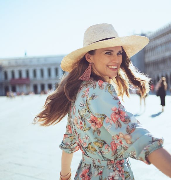 Suncare &amp; the City | &#x397; &#x3C3;&#x3C9;&#x3C3;&#x3C4;&#x3AE; &#x3B1;&#x3BD;&#x3C4;&#x3B7;&#x3BB;&#x3B9;&#x3B1;&#x3BA;&#x3AE; &#x3C0;&#x3C1;&#x3BF;&#x3C3;&#x3C4;&#x3B1;&#x3C3;&#x3AF;&#x3B1; &#x3C3;&#x3C4;&#x3B7;&#x3BD; &#x3C0;&#x3CC;&#x3BB;&#x3B7;