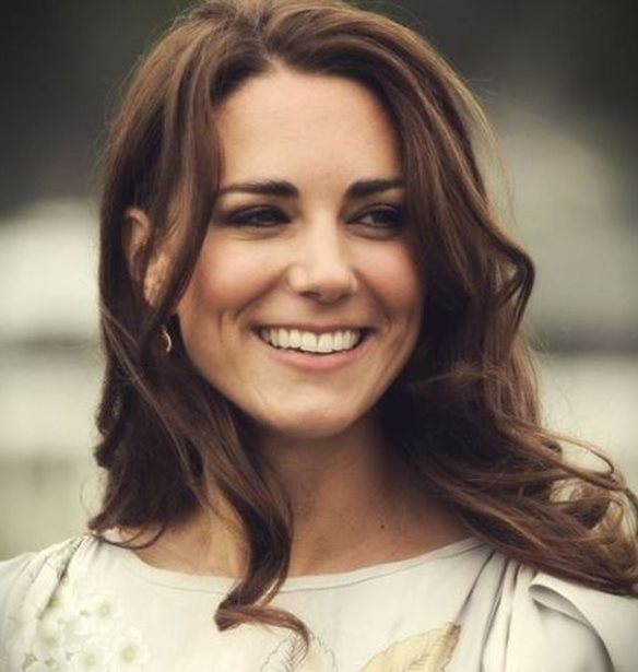 &#x397; &#x3C0;&#x3C1;&#x3CE;&#x3C4;&#x3B7; &#x3B5;&#x3BC;&#x3C6;&#x3AC;&#x3BD;&#x3B9;&#x3C3;&#x3B7; &#x3C4;&#x3B7;&#x3C2; Kate Middleton &#x3BC;&#x3B5; &#x3B4;&#x3B7;&#x3BC;&#x3B9;&#x3BF;&#x3C5;&#x3C1;&#x3B3;&#x3AF;&#x3B1; &#x3B1;&#x3C5;&#x3C4;&#x3BF;&#x3CD; &#x3C4;&#x3BF;&#x3C5; &#x3C0;&#x3BF;&#x3BB;&#x3CD; &#x3B4;&#x3B9;&#x3AC;&#x3C3;&#x3B7;&#x3BC;&#x3BF;&#x3C5; &#x3BF;&#x3AF;&#x3BA;&#x3BF;&#x3C5; &#x3BC;&#x3CC;&#x3B4;&#x3B1;&#x3C2;