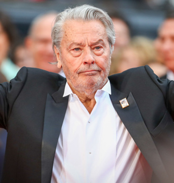 &#x39F; &#x391;lain Delon &#x3B1;&#x3C0;&#x3BF;&#x3C6;&#x3AC;&#x3C3;&#x3B9;&#x3C3;&#x3B5; &#x3BD;&#x3B1; &#x3C0;&#x3B5;&#x3B8;&#x3AC;&#x3BD;&#x3B5;&#x3B9; &#x3BC;&#x3B5; &#x3B5;&#x3C5;&#x3B8;&#x3B1;&#x3BD;&#x3B1;&#x3C3;&#x3AF;&#x3B1;