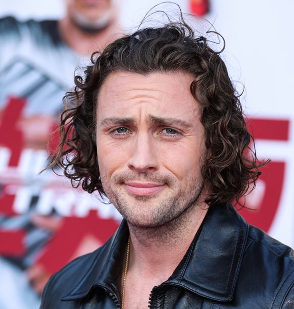 Aaron Taylor-Johnson | &#x38C;&#x3C3;&#x3B1; &#x3C0;&#x3C1;&#x3AD;&#x3C0;&#x3B5;&#x3B9; &#x3BD;&#x3B1; &#x3BE;&#x3AD;&#x3C1;&#x3B5;&#x3B9;&#x3C2; &#x3B3;&#x3B9;&#x3B1; &#x3C4;&#x3BF;&#x3BD; &#x3B7;&#x3B8;&#x3BF;&#x3C0;&#x3BF;&#x3B9;&#x3CC; &#x3C0;&#x3BF;&#x3C5; &#x3B8;&#x3B5;&#x3C9;&#x3C1;&#x3B5;&#x3AF;&#x3C4;&#x3B1;&#x3B9; &#x3C6;&#x3B1;&#x3B2;&#x3BF;&#x3C1;&#x3AF; &#x3B3;&#x3B9;&#x3B1; &#x3C4;&#x3BF;&#x3BD; &#x3C1;&#x3CC;&#x3BB;&#x3BF; &#x3C4;&#x3BF;&#x3C5; James Bond