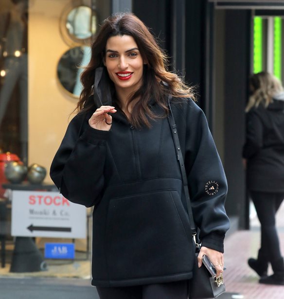 &#x3A4;&#x3CC;&#x3BD;&#x3B9;&#x3B1; &#x3A3;&#x3C9;&#x3C4;&#x3B7;&#x3C1;&#x3BF;&#x3C0;&#x3BF;&#x3CD;&#x3BB;&#x3BF;&#x3C5; | &#x397; &#x3C6;&#x3C9;&#x3C4;&#x3BF;&#x3B3;&#x3C1;&#x3B1;&#x3C6;&#x3AF;&#x3B1; &#x3C4;&#x3B7;&#x3C2; &#x3BC;&#x3B5; &#x3C4;&#x3BF; &#x3B4;&#x3B9;&#x3AC;&#x3C3;&#x3B7;&#x3BC;&#x3BF; &quot;Bond Girl&quot; Caterina Murino