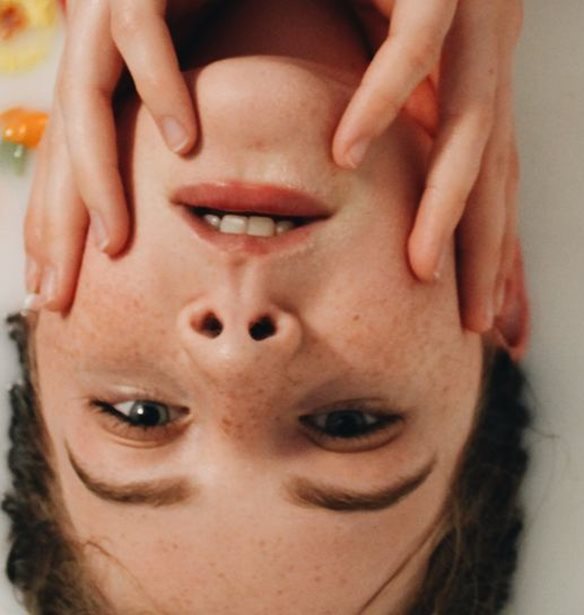 Φυσικό αγχολυτικό: Αυτή η βραδινή συνήθεια σε χαλαρώνει περισσότερο και από την αεροβική άσκηση