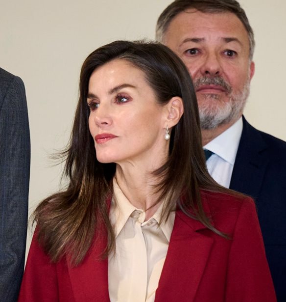 &#x391;&#x3B9;&#x3C6;&#x3BD;&#x3B9;&#x3B4;&#x3B9;&#x3B1;&#x3C3;&#x3C4;&#x3B9;&#x3BA;&#x3AE; &#x3B5;&#x3C0;&#x3AF;&#x3C3;&#x3BA;&#x3B5;&#x3C8;&#x3B7; &#x3C3;&#x3C4;&#x3BF; &#x3BD;&#x3BF;&#x3C3;&#x3BF;&#x3BA;&#x3BF;&#x3BC;&#x3B5;&#x3AF;&#x3BF; &#x3B3;&#x3B9;&#x3B1; &#x3C4;&#x3B7; &#x3B2;&#x3B1;&#x3C3;&#x3AF;&#x3BB;&#x3B9;&#x3C3;&#x3C3;&#x3B1; Letizia