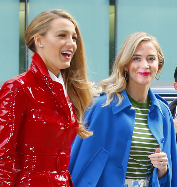 Blake Lively- Emily Blunt: &#x3A0;&#x3C1;&#x3C9;&#x3C4;&#x3B1;&#x3B3;&#x3C9;&#x3BD;&#x3AF;&#x3C3;&#x3C4;&#x3B7;&#x3C3;&#x3B1;&#x3BD; &#x3C3;&#x3C4;&#x3BF; &#x3C0;&#x3B9;&#x3BF; &#x3B1;&#x3C5;&#x3B8;&#x3CC;&#x3C1;&#x3BC;&#x3B7;&#x3C4;&#x3BF; fashion &#x3C3;&#x3C4;&#x3B9;&#x3B3;&#x3BC;&#x3B9;&#x3CC;&#x3C4;&#x3C5;&#x3C0;&#x3BF;