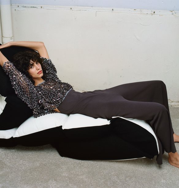 Η πιο τολμηρή και αέρινη πλέξη ντύνει νοσταλγικά το φετινό καλοκαίρι