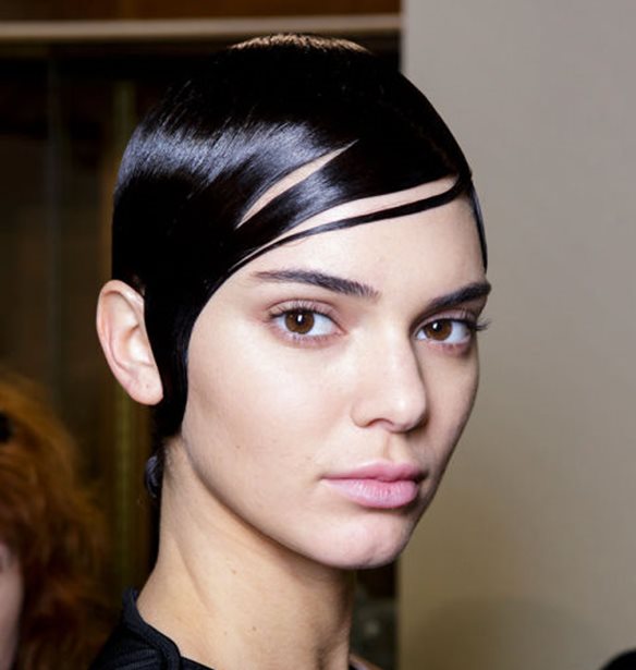 Πώς να φορέσεις τις knee high boots με 8 διαφορετικούς τρόπους