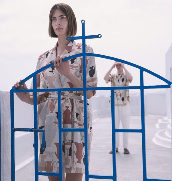 NADIA RAPTI | &#x397; &#x3BD;&#x3AD;&#x3B1; SS22 &#x3C3;&#x3C5;&#x3BB;&#x3BB;&#x3BF;&#x3B3;&#x3AE; &#x3B5;&#x3AF;&#x3BD;&#x3B1;&#x3B9; &#x3B5;&#x3BC;&#x3C0;&#x3BD;&#x3B5;&#x3C5;&#x3C3;&#x3BC;&#x3AD;&#x3BD;&#x3B7; &#x3B1;&#x3C0;&#x3CC; &#x3C4;&#x3B7; &#x3BC;&#x3B1;&#x3B3;&#x3B5;&#x3AF;&#x3B1; &#x3C4;&#x3C9;&#x3BD; &#x3B1;&#x3BD;&#x3B1;&#x3BC;&#x3BD;&#x3AE;&#x3C3;&#x3B5;&#x3C9;&#x3BD;