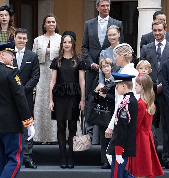 &#x395;&#x3B8;&#x3BD;&#x3B9;&#x3BA;&#x3AE; &#x3B3;&#x3B9;&#x3BF;&#x3C1;&#x3C4;&#x3AE; &#x3C4;&#x3BF;&#x3C5; &#x39C;&#x3BF;&#x3BD;&#x3B1;&#x3BA;&#x3CC; | &#x39F;&#x3B9; grande &#x3B5;&#x3BC;&#x3C6;&#x3B1;&#x3BD;&#x3AF;&#x3C3;&#x3B5;&#x3B9;&#x3C2; &#x3C4;&#x3C9;&#x3BD; &#x39C;&#x3B5;&#x3BD;&#x3B5;&#x3B3;&#x3AC;&#x3C3;&#x3BA;&#x3C9;&#x3BD; royals &#x3B8;&#x3CD;&#x3BC;&#x3B9;&#x3B6;&#x3B1;&#x3BD; &#x3B5;&#x3C0;&#x3AF;&#x3B4;&#x3B5;&#x3B9;&#x3BE;&#x3B7; &#x3BC;&#x3CC;&#x3B4;&#x3B1;&#x3C2;