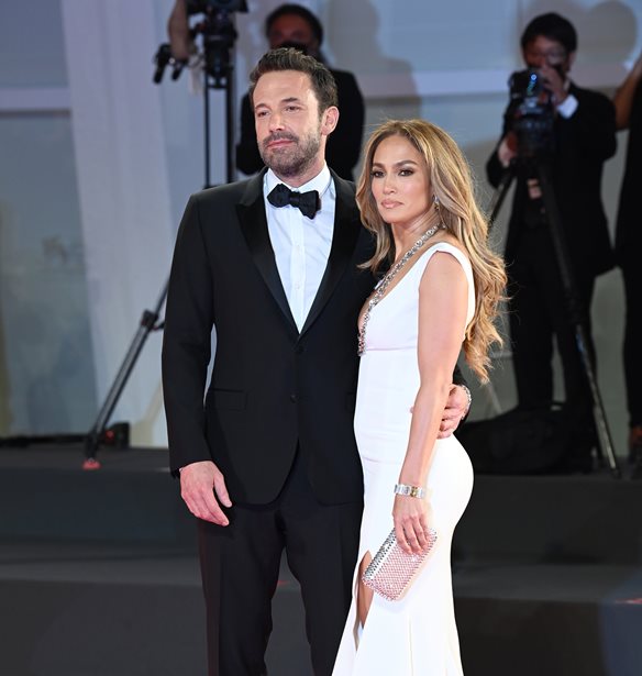 Jennifer Lopez &amp; Ben Affleck | &#x3A4;&#x3BF; &#x3B4;&#x3B9;&#x3AC;&#x3C3;&#x3C4;&#x3B7;&#x3BC;&#x3B1; &#x3C0;&#x3BF;&#x3C5; &#x3AD;&#x3C7;&#x3B5;&#x3B9; &#x3BD;&#x3B1; &#x3B4;&#x3B5;&#x3B9; &#x3BF; &#x3AD;&#x3BD;&#x3B1;&#x3C2; &#x3C4;&#x3BF;&#x3BD; &#x3AC;&#x3BB;&#x3BB;&#x3BF;&#x3BD;