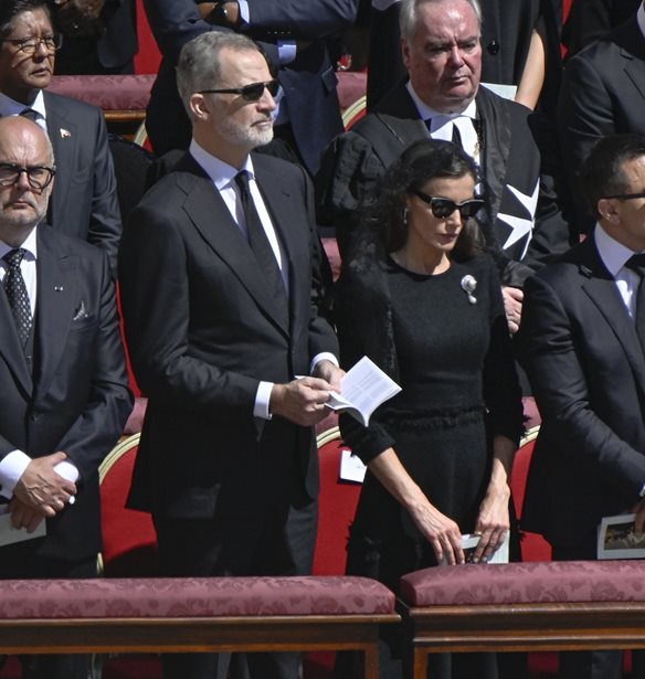 &#x392;&#x3B1;&#x3C3;&#x3B9;&#x3BB;&#x3B9;&#x3AC;&#x3C2; Felipe &amp; &#x3B2;&#x3B1;&#x3C3;&#x3AF;&#x3BB;&#x3B9;&#x3C3;&#x3C3;&#x3B1; Letizia | &#x394;&#x3AF;&#x3C7;&#x3B1;&#x3C3;&#x3B5; &#x3B7; &#x3B5;&#x3BC;&#x3C6;&#x3AC;&#x3BD;&#x3B9;&#x3C3;&#x3B7; &#x3BC;&#x3B5; &#x3B3;&#x3C5;&#x3B1;&#x3BB;&#x3B9;&#x3AC; &#x3B7;&#x3BB;&#x3AF;&#x3BF;&#x3C5; &#x3C3;&#x3C4;&#x3B7;&#x3BD; &#x3BA;&#x3B7;&#x3B4;&#x3B5;&#x3AF;&#x3B1; &#x3C4;&#x3BF;&#x3C5; &#x3C0;&#x3AC;&#x3C0;&#x3B1; &#x3A6;&#x3C1;&#x3B1;&#x3B3;&#x3BA;&#x3AF;&#x3C3;&#x3BA;&#x3BF;&#x3C5;