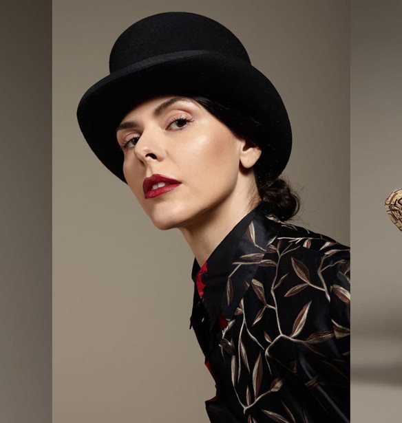 &#x397; &#x3BC;&#x3B1;&#x3B3;&#x3B5;&#x3AF;&#x3B1; &#x3C4;&#x3B7;&#x3C2; vintage &#x3BC;&#x3CC;&#x3B4;&#x3B1;&#x3C2; &#x3CC;&#x3C0;&#x3C9;&#x3C2; &#x3BC;&#x3B1;&#x3C2; &#x3C4;&#x3B7; &#x3C3;&#x3C5;&#x3C3;&#x3C4;&#x3AE;&#x3BD;&#x3B5;&#x3B9; &#x3B7; &#x388;&#x3BB;&#x3B5;&#x3BD;&#x3B1; &#x393;&#x3B1;&#x3BB;&#x3CD;&#x3C6;&#x3B1;