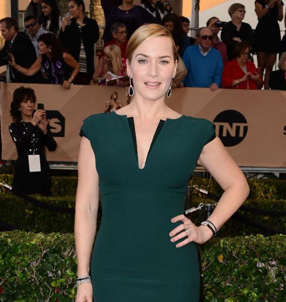 Kate Winslet: &#x39C;&#x3B9;&#x3BB;&#x3AC; &#x3B3;&#x3B9;&#x3B1; &#x3C4;&#x3BF; &#x3C0;&#x3CE;&#x3C2; &#x3B5;&#x3C1;&#x3C9;&#x3C4;&#x3B5;&#x3CD;&#x3C4;&#x3B7;&#x3BA;&#x3B5; &#x3C4;&#x3BF; &#x3C3;&#x3CD;&#x3B6;&#x3C5;&#x3B3;&#x3CC; &#x3C4;&#x3B7;&#x3C2;