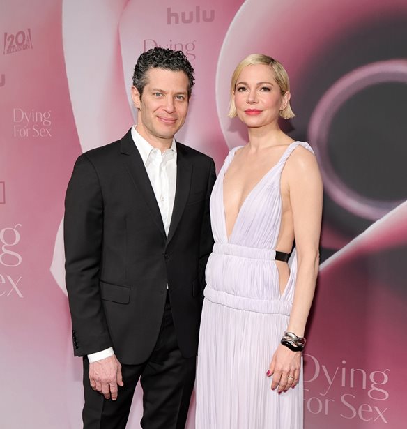&#x397; Michelle Williams &#x3C5;&#x3C0;&#x3BF;&#x3B4;&#x3AD;&#x3C7;&#x3B8;&#x3B7;&#x3BA;&#x3B5; &#x3C4;&#x3BF; &#x3C4;&#x3AD;&#x3C4;&#x3B1;&#x3C1;&#x3C4;&#x3BF; &#x3C0;&#x3B1;&#x3B9;&#x3B4;&#x3AF; &#x3C4;&#x3B7;&#x3C2; &#x3BC;&#x3C5;&#x3C3;&#x3C4;&#x3B9;&#x3BA;&#x3AC; &#x3BC;&#x3AD;&#x3C3;&#x3C9; &#x3C0;&#x3B1;&#x3C1;&#x3AD;&#x3BD;&#x3B8;&#x3B5;&#x3C4;&#x3B7;&#x3C2; &#x3BC;&#x3B7;&#x3C4;&#x3AD;&#x3C1;&#x3B1;&#x3C2;