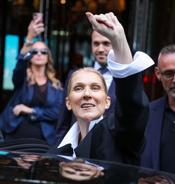 &#x397; &#x3BC;&#x3B5;&#x3B3;&#x3AC;&#x3BB;&#x3B7; &#x3B5;&#x3C0;&#x3B9;&#x3C3;&#x3C4;&#x3C1;&#x3BF;&#x3C6;&#x3AE; | &#x397; C&#xE9;line Dion &#x3AD;&#x3C6;&#x3C4;&#x3B1;&#x3C3;&#x3B5; &#x3C3;&#x3C4;&#x3BF; &#x3A0;&#x3B1;&#x3C1;&#x3AF;&#x3C3;&#x3B9; &#x3B3;&#x3B9;&#x3B1; &#x3C4;&#x3BF;&#x3C5;&#x3C2; &#x39F;&#x3BB;&#x3C5;&#x3BC;&#x3C0;&#x3B9;&#x3B1;&#x3BA;&#x3BF;&#x3CD;&#x3C2; &#x391;&#x3B3;&#x3CE;&#x3BD;&#x3B5;&#x3C2;