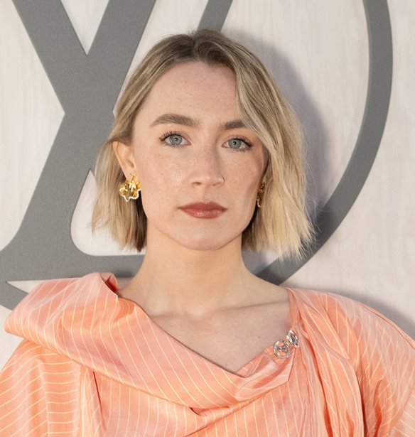 Saoirse Ronan | &#x39C;&#x3B5; &#x3B4;&#x3B9;&#x3C0;&#x3BB;&#x3AE; &#x3C5;&#x3C0;&#x3BF;&#x3C8;&#x3B7;&#x3C6;&#x3B9;&#x3CC;&#x3C4;&#x3B7;&#x3C4;&#x3B1; &#x3C3;&#x3C4;&#x3B1; &#x38C;&#x3C3;&#x3BA;&#x3B1;&#x3C1; 2025